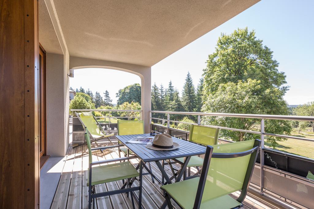 Logis Hotel Le Relais Du Bois Vialotte Le Chambon-sur-Lignon Exterior foto